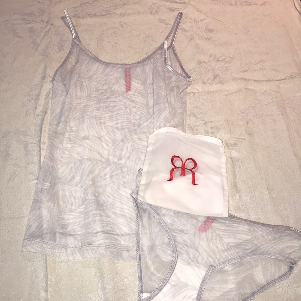 ISLAND LINGERIE SET